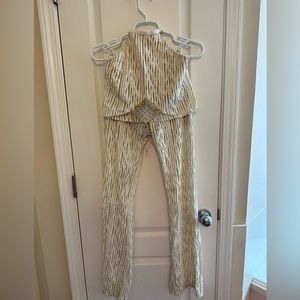 Adult medium 2 piece dance costume.